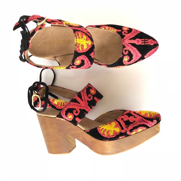 Free People Black Pink Yellow Velvet Clog Heels - Picture 1 of 8